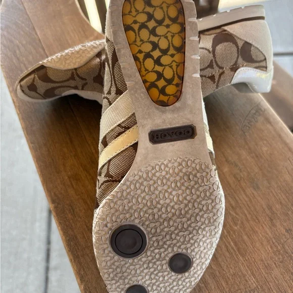 Coach Tan and Cream Patterned Sneakers - Picture 4 of 6